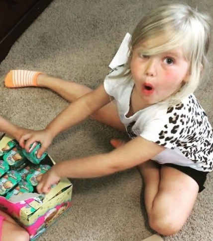 Brodie opening Shopkins